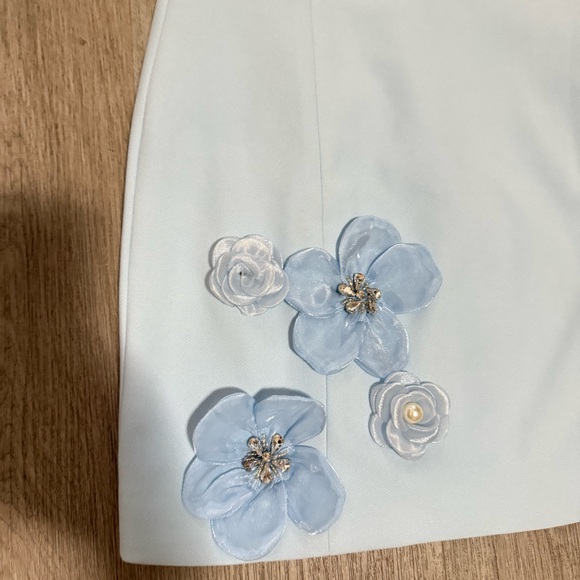 elliatt chantelle blue 3d floral applique fitted mini dress size large NEW NWT - Picture 10 of 13